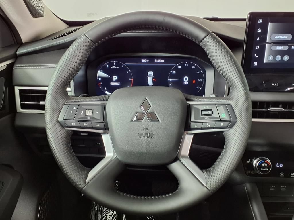 Used 2025 Mitsubishi Outlander SE FWD image 24