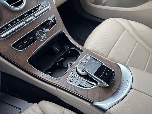 Used 2021 Mercedes-Benz C 300 4MATIC Sedan image 16