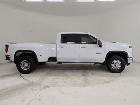 Used 2024 Chevrolet Silverado 3500 LTZ w/ LTZ Texas Edition image 8