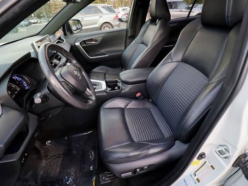 Used 2019 Toyota RAV4 XSE image 33