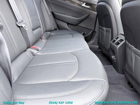 Used 2015 Hyundai Sonata Limited w/ Option Group 06 image 30