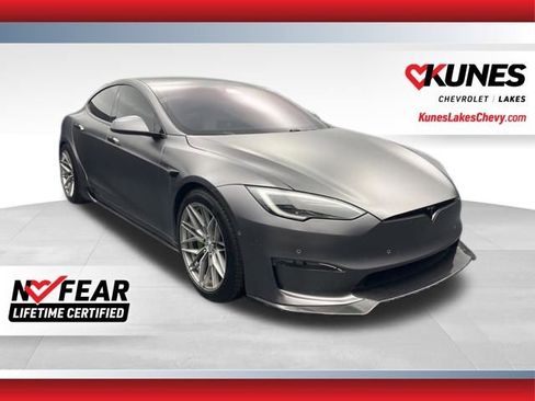 Used 2022 Tesla Model S Plaid image 1