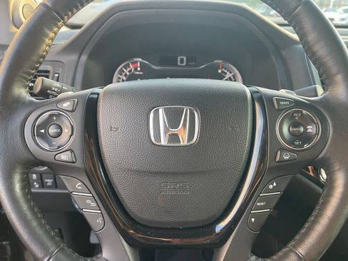 Used 2020 Honda Ridgeline RTL-E image 17