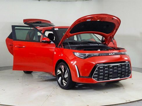 Used 2025 Kia Soul GT-Line w/ GT-Line Technology Package image 9