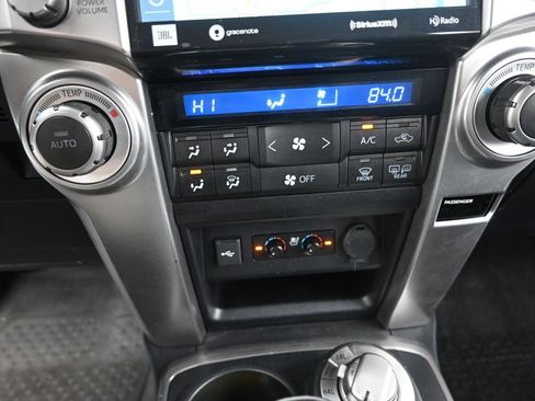 Used 2022 Toyota 4Runner Limited image 30