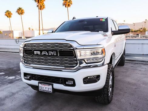 Used 2022 RAM 2500 Limited w/ Body Color Bumper Group AWD/4WD image 4