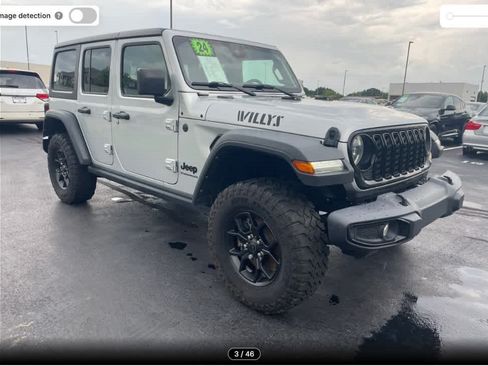 Used 2024 Jeep Wrangler Unlimited Sport AWD/4WD image 2