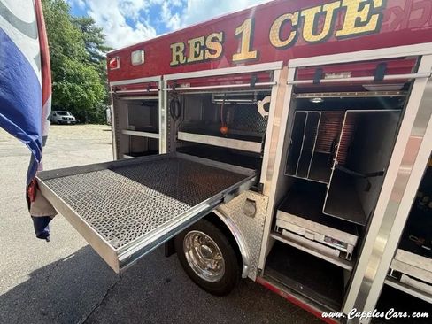 Used 2003 Ford F550 4x4 Regular Cab Super Duty image 10