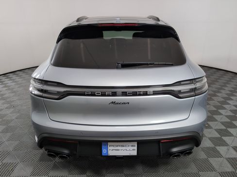 Certified 2025 Porsche Macan AWD/4WD image 7