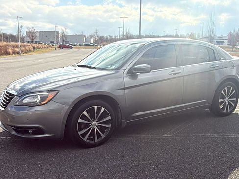 Used 2013 Chrysler 200 Limited w/ Sun/Sound Group image 15