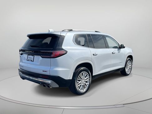 Used 2024 GMC Acadia Denali w/ Super Cruise Package image 3