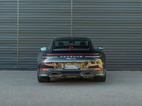 Certified 2025 Porsche 911 Carrera RWD image 7