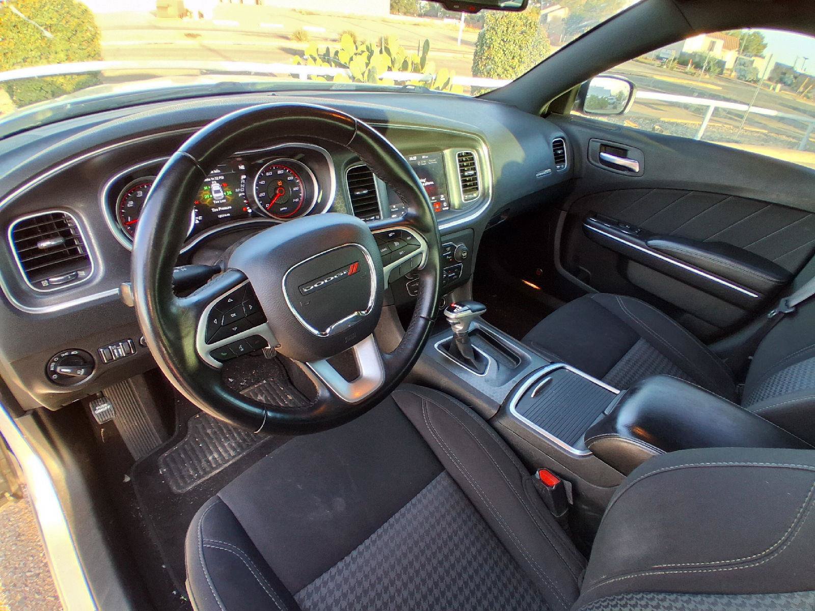 Used 2018 Dodge Charger SXT Plus w/ Beats Audio Group RWD image 15