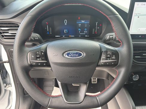 Used 2023 Ford Escape ST-Line w/ Tech Pack #1 FWD image 35