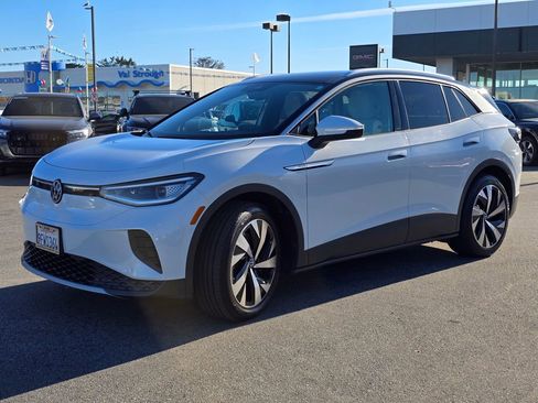 Used 2023 Volkswagen ID.4 Pro S image 3