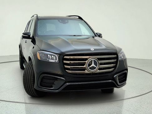 Certified 2026 Mercedes-Benz GLS 450 4MATIC w/ AMG Line Exterior image 6