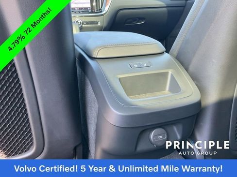 Certified 2025 Volvo V60 B5 Cross Country Plus image 32