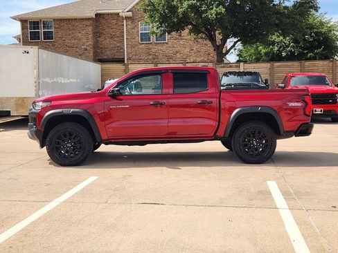 Used 2024 Chevrolet Colorado Trail Boss w/ Advanced Trailering Package AWD/4WD image 12