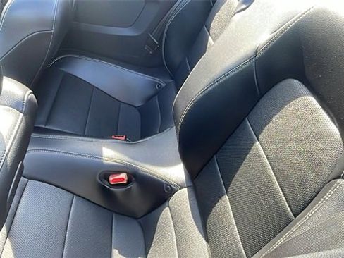 Used 2020 Ford Mustang Premium image 12