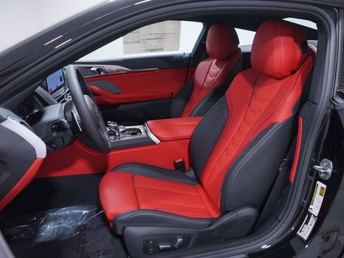 New 2026 BMW 840i Coupe w/ Driving Assistance Package image 7