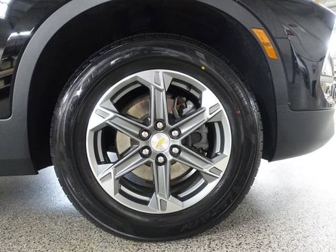 Used 2024 Chevrolet Blazer LT w/ Convenience Package FWD image 27