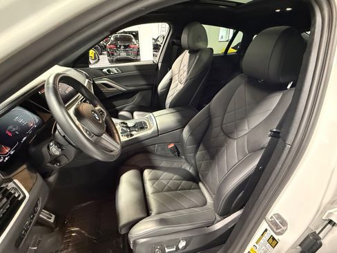 Used 2023 BMW X6 xDrive40i w/ M Sport Package AWD/4WD image 28