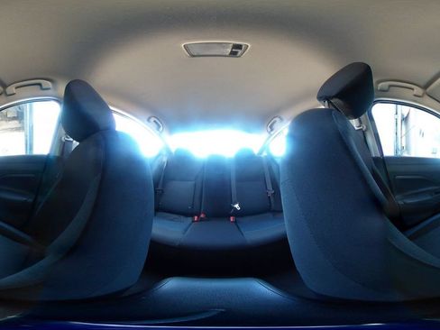 Used 2025 Nissan Versa SV FWD image 39