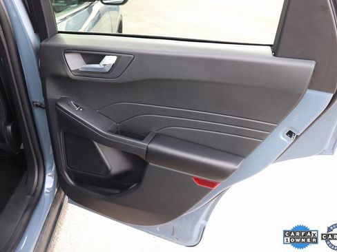 Used 2023 Ford Escape Platinum image 15