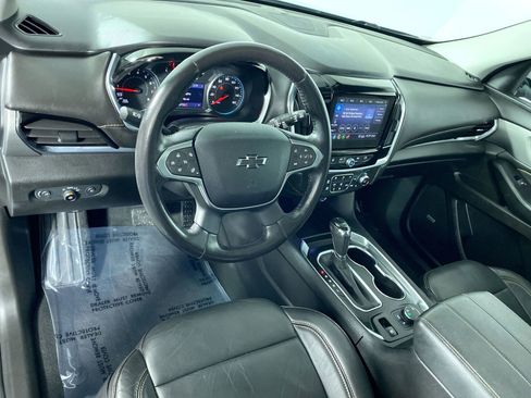 Used 2020 Chevrolet Traverse RS image 23