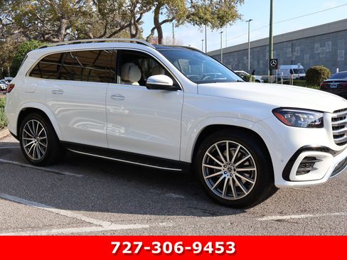 Used 2025 Mercedes-Benz GLS 580 GLS 580 image 12
