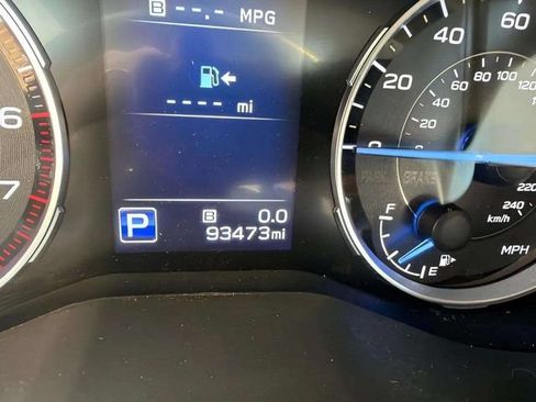 Used 2021 Subaru Ascent Limited w/ Technology Package AWD/4WD image 17