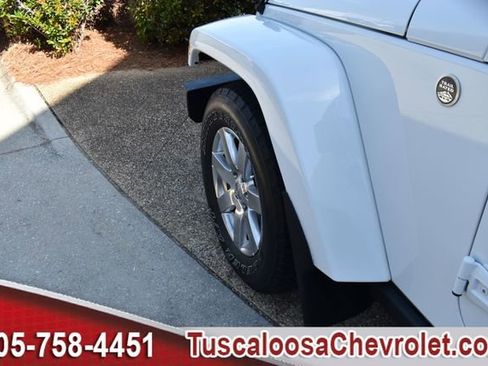 Used 2015 Jeep Wrangler Unlimited Sahara w/ Katzkin Premium Leather Group image 15