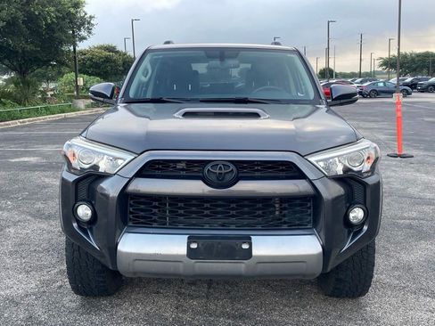 Used 2019 Toyota 4Runner TRD Off-Road Premium AWD/4WD image 2