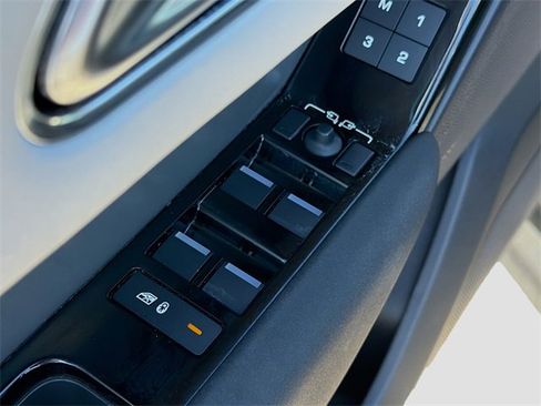 Used 2025 Land Rover Range Rover Velar S image 23