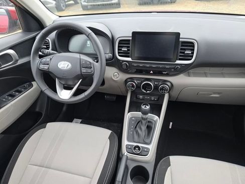 New 2026 Hyundai Venue SEL image 17