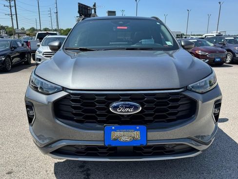 Used 2023 Ford Escape ST-Line Elite w/ Premium Technology Package AWD/4WD image 9