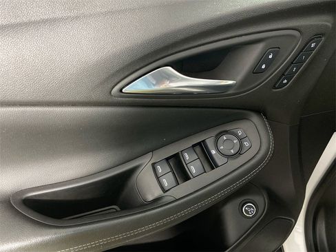 Used 2023 Buick Encore GX Essence w/ Experience Buick Package image 13