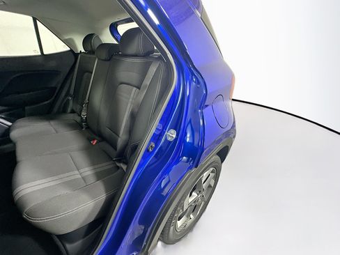 Used 2025 Hyundai Venue SEL FWD image 26
