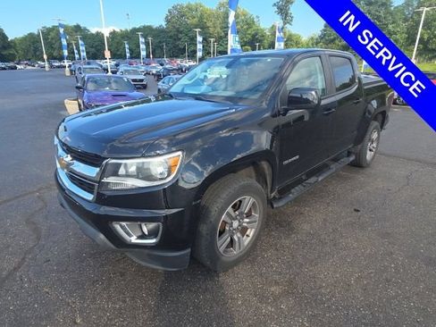 Used 2018 Chevrolet Colorado W/T w/ Custom Special Edition AWD/4WD image 3