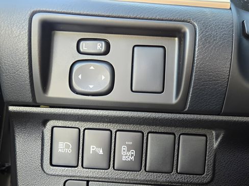 Used 2017 Lexus ES 350 image 25