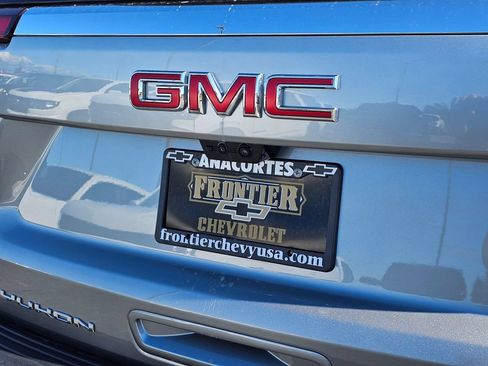 Used 2025 GMC Yukon XL Elevation w/ Elevation Premium Package AWD/4WD image 15