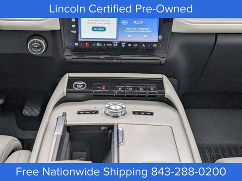 Certified 2025 Lincoln Navigator Reserve image 21