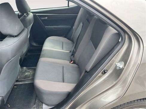 Used 2018 Toyota Corolla LE w/ LE Premium Package w/Moonroof image 13