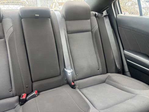 Used 2022 Dodge Charger SXT RWD image 38