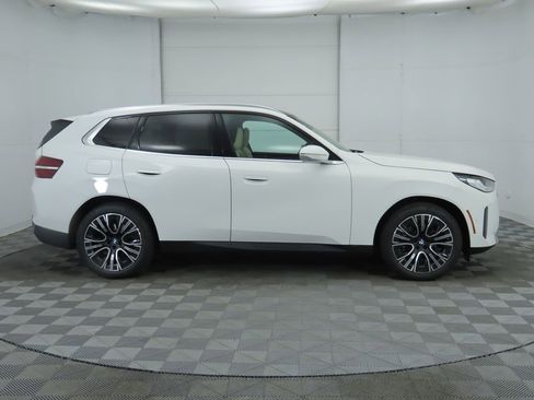 Certified 2025 BMW X3 xDrive30i w/ Convenience Package image 4