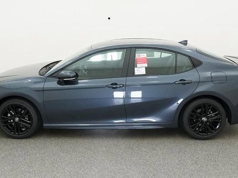 New 2026 Toyota Camry SE image 36