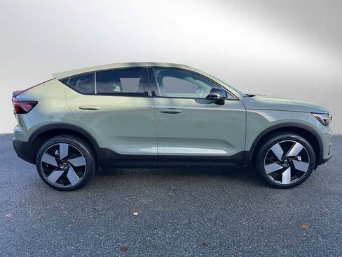 Certified 2023 Volvo C40 P8 Recharge Ultimate image 2