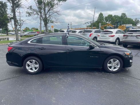 Used 2024 Chevrolet Malibu LS FWD image 9