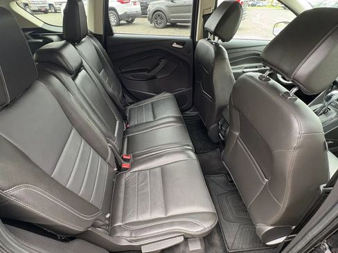 Used 2015 Ford Escape Titanium w/ Equipment Group 301A AWD/4WD image 27