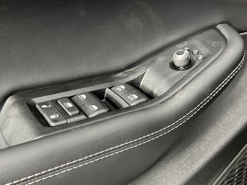 New 2025 Jeep Grand Cherokee Laredo image 22